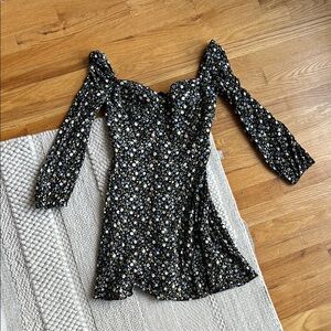 reformation 
Mochi Dress 8